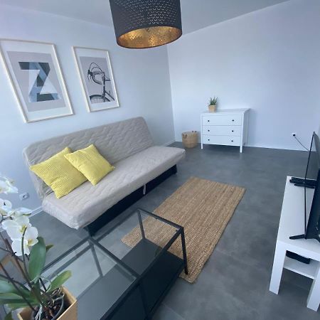 Apartament Os. Jasne 19B Dzierzoniow Exterior photo