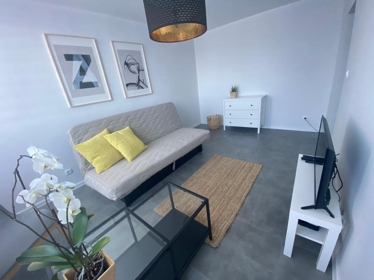 Apartament Os. Jasne 19B Dzierzoniow Exterior photo
